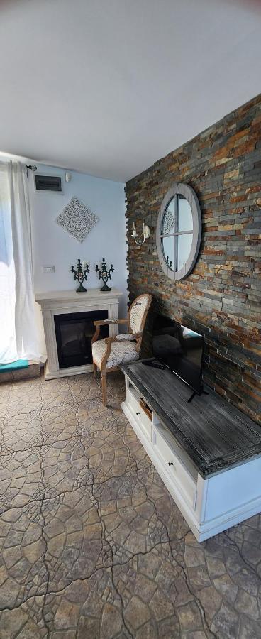 Morii Lake Pool Villa Бухарест Екстер'єр фото