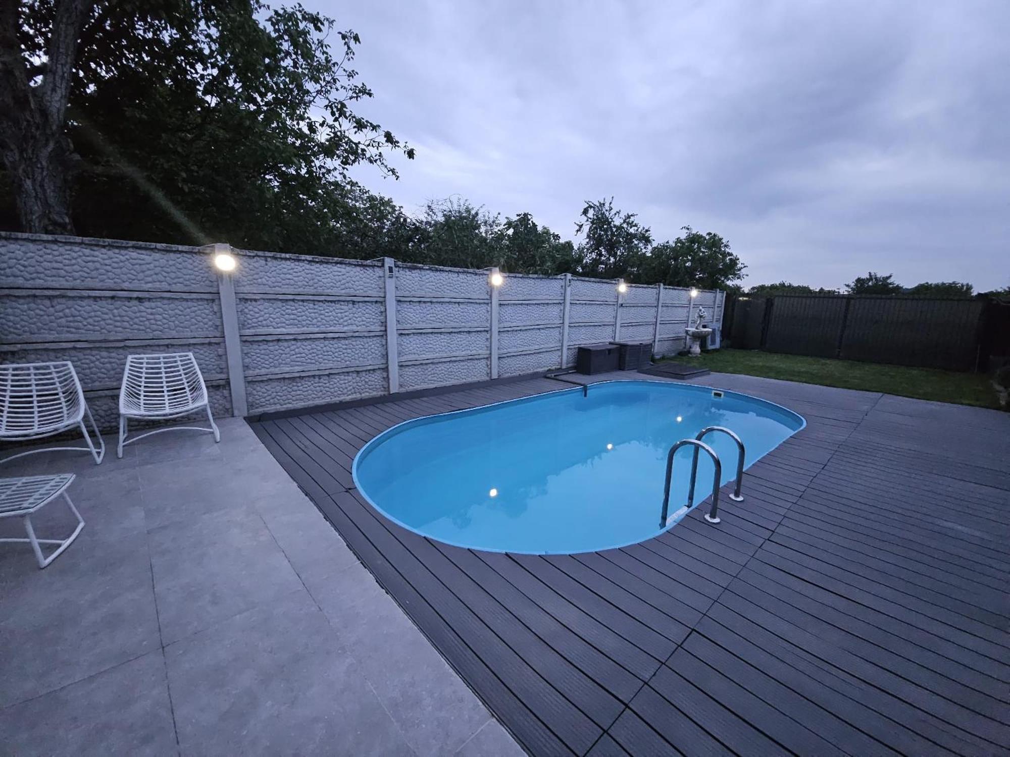 Morii Lake Pool Villa Бухарест Екстер'єр фото